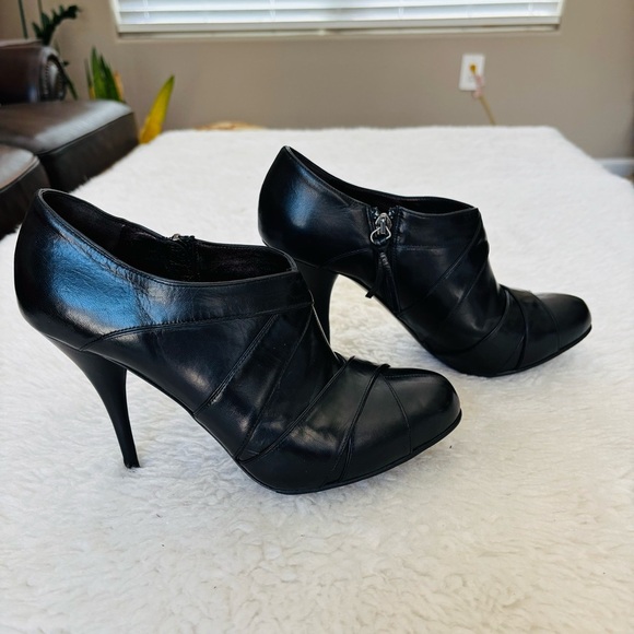 Mui Mui Black Leather Platform Ankle Heels Boots size EU 38 US 7-7.5 - Picture 7 of 16
